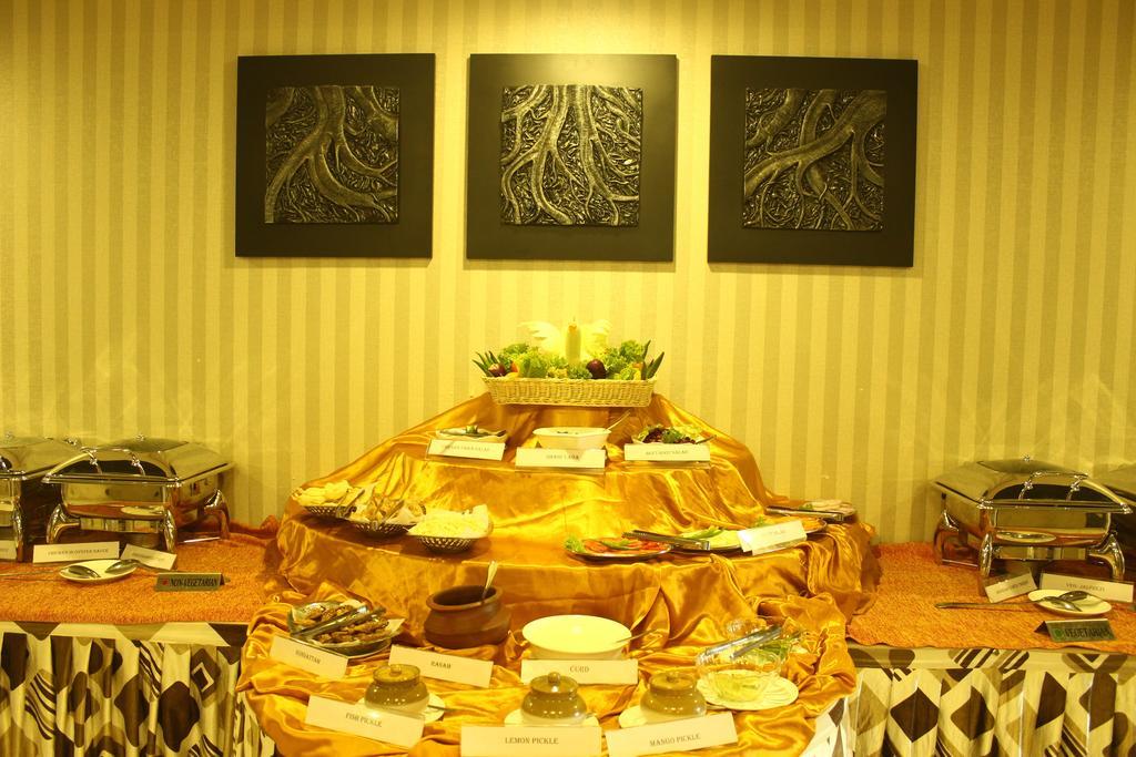 Hotel Abaam Cochin Kochi Exterior foto