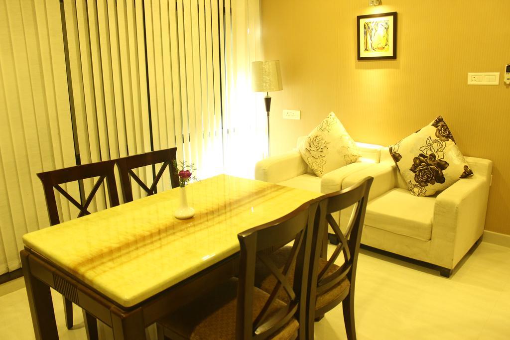 Hotel Abaam Cochin Kochi Exterior foto